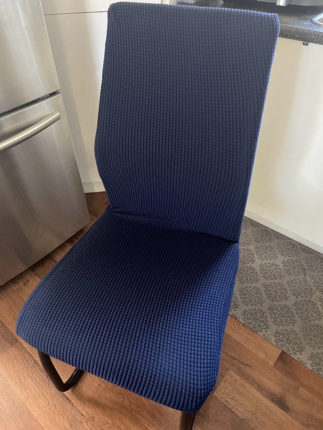 6 housses de chaise dans Mobilier de salle à manger et cuisine  à Laval/Rive Nord