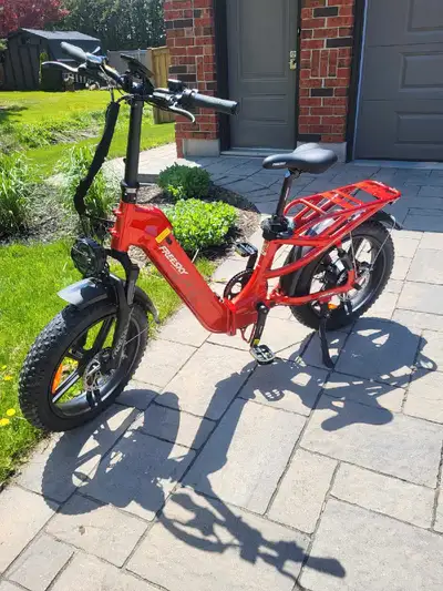 Brand new freesky boulevard foldable e bikes $ 1900. For more information please call or text 519-22...