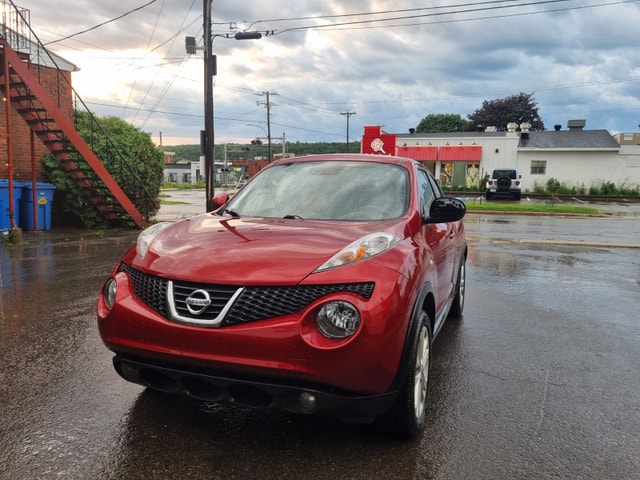 Nissan Juke SV AWD 2013