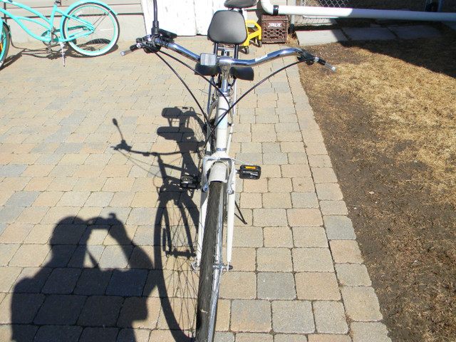 HYBRID BICYCLE dans Randonnée, ville et hybrides  à Ottawa - Image 3