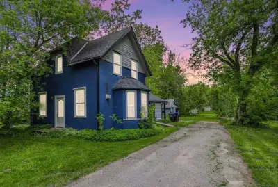 3 bedroom cottage for rent 160.00/night - Coldwater  , View more