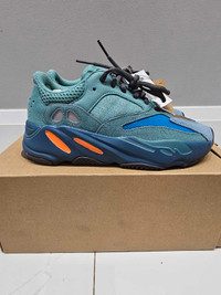 BRAND NEW YEEZY BOOST 700 - FADED AZURE