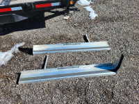 Square body running boards