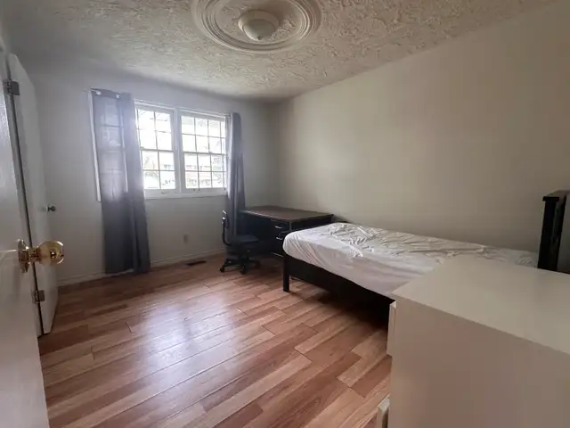 All inclusive! 5  furnished private rms-Sep to April (8 months) in Short Term Rentals in Kitchener / Waterloo - Image 3