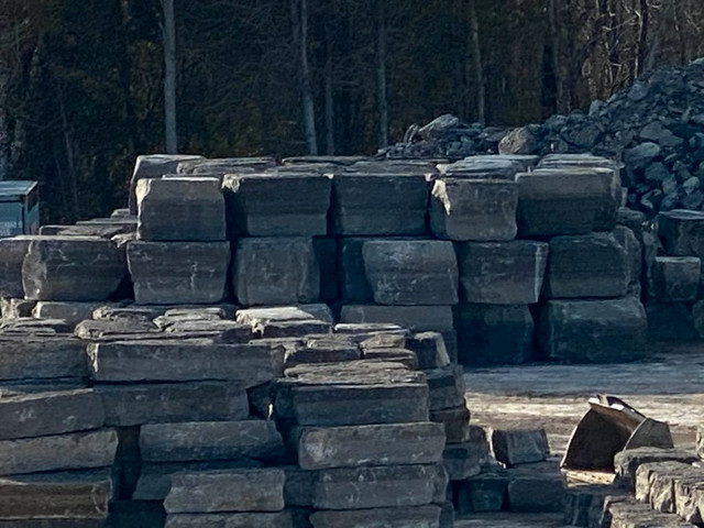 Armour Stone Supply  in Other in Oshawa / Durham Region - Image 2