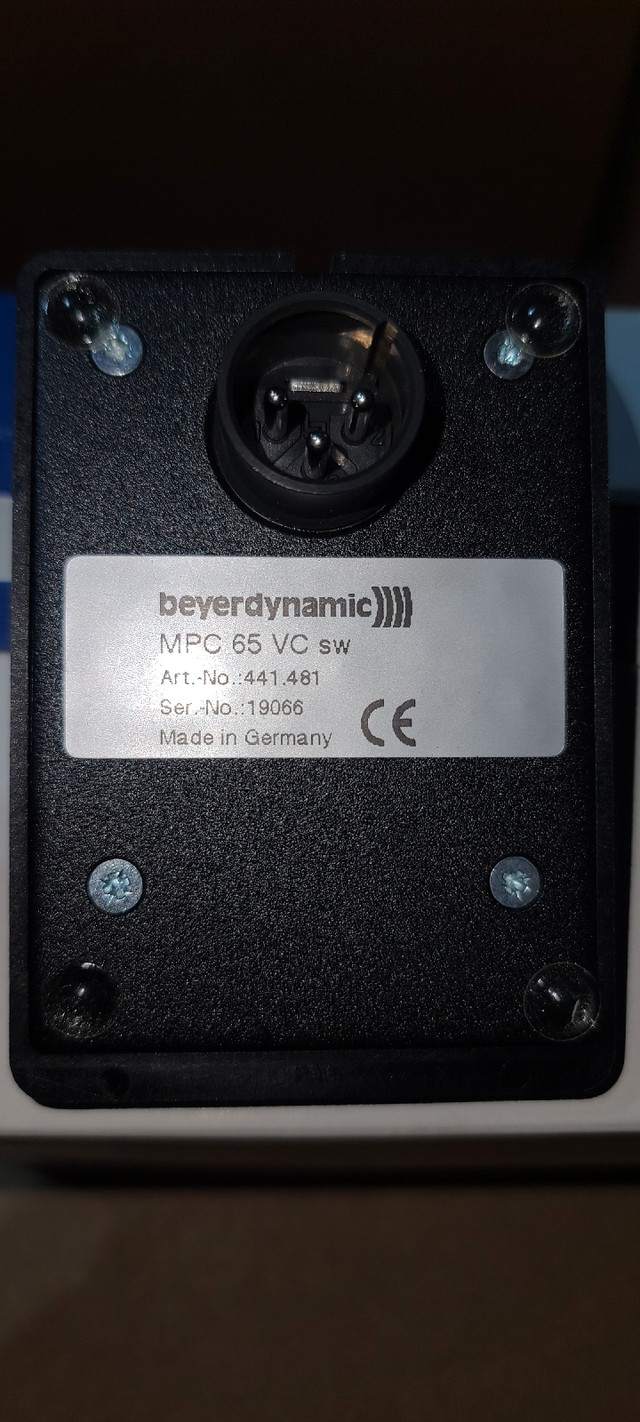 Sennheiser / Beyerdynamics Microphones and Sennheiser Receivers in Other in Markham / York Region - Image 2