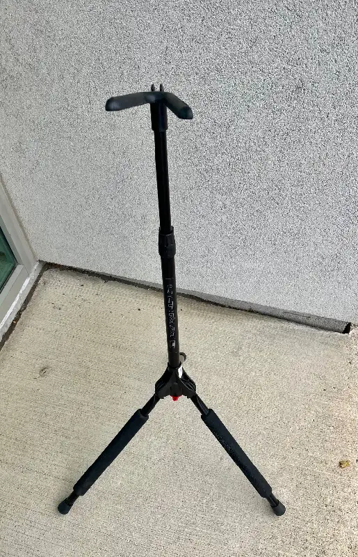 “Ultimate” Portable Guitar Stand in Drums & Percussion in Mississauga / Peel Region - Image 5