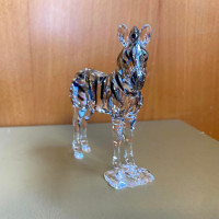 SWAROVSKI CRYSTAL SOCIETY Figurine ~ ZEBRA ~ Baby Zuri BRAND NEW