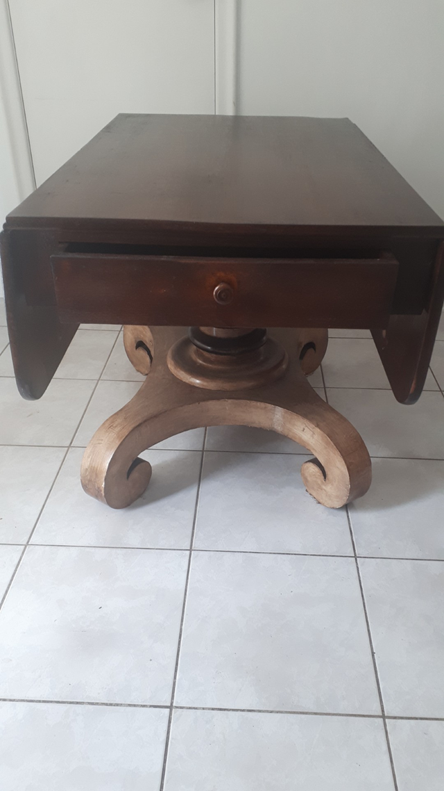 Antique dining table set in Dining Tables & Sets in Kingston - Image 3