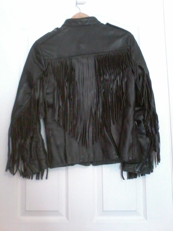 manteau de moto en cuir noir à frange pour femme dans Autre  à Lévis - Image 2