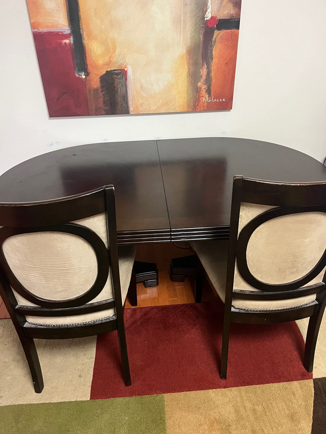 6 chairs and dinning table for sale  in Dining Tables & Sets in Markham / York Region - Image 2