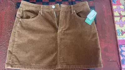 Jupe en corduroy , View more