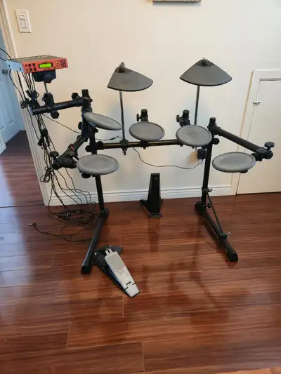 Yamaha DTXpress Electronic Drum Kit Set - NEEDS REPAIR, View more