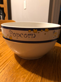 Large popcorn bowl and dish