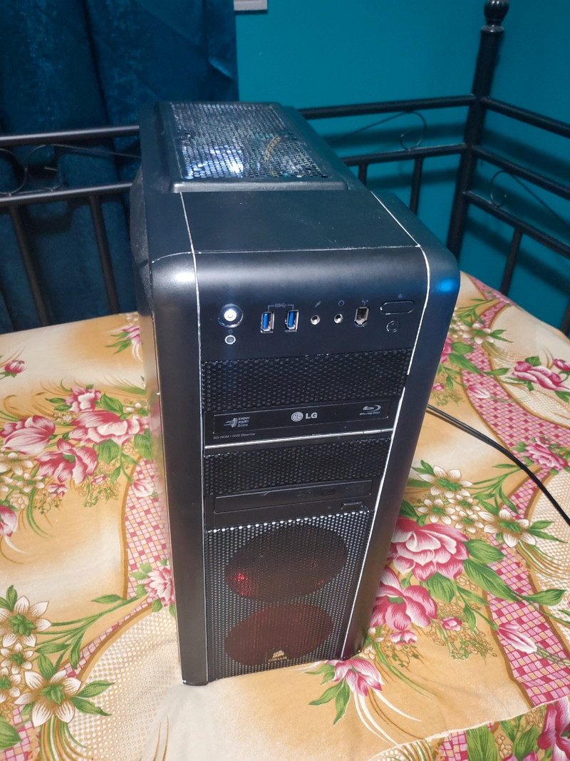 Custom gaming computer for sale  