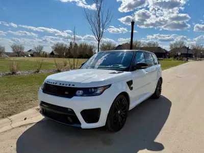 If you’re interested leave your name and number and he will contact you for a viewing 2016 Range Rov...