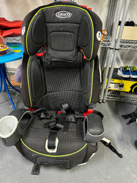 Graco Nautilus car seat- used- mnx 