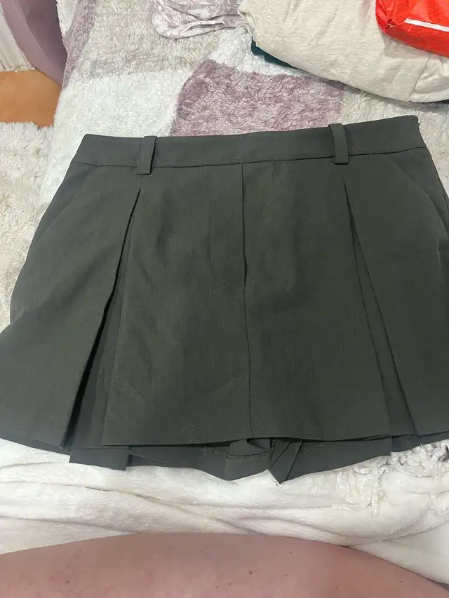 Zara Skirt in Women's - Bottoms in City of Toronto - Image 2