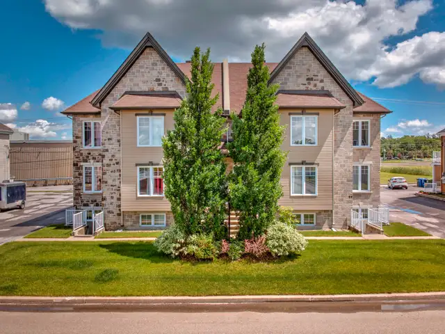 Beau logement / appartement 4 1/2 à louer à Lavaltrie
