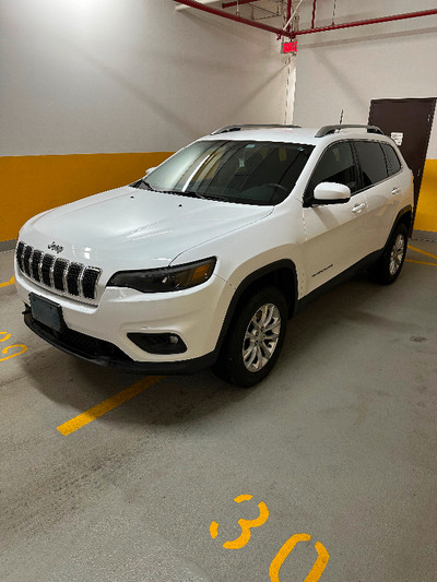 Spotless 2019 Jeep Cherokee North $19,900