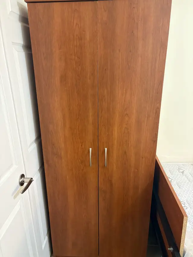 Furnished, Basement Room with Private Fridge available63826904061315124