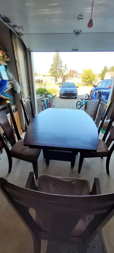 Salle à manger, View more