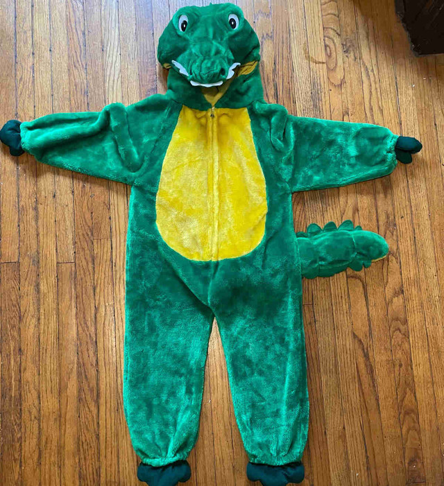 Hallowe’en costume. Alligator. Age approx. 6-9 in Costumes in City of Toronto