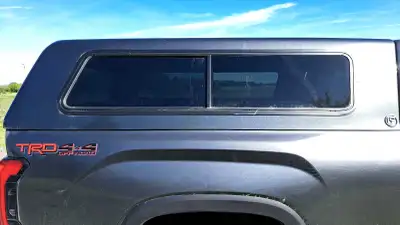 Boite de camion toyota tundra longue gris métallisé 2023,acheter neuve à 3900$