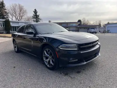 2017 Dodge Charger RALLYE 3.6L 6 cylinder Runs and drives Amazing. Lots of leg room. very comfortabl...