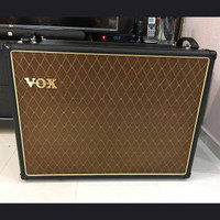 VOX V212-BN Speaker cab  V212BN   2 x 12  Birch ply  Cabinet