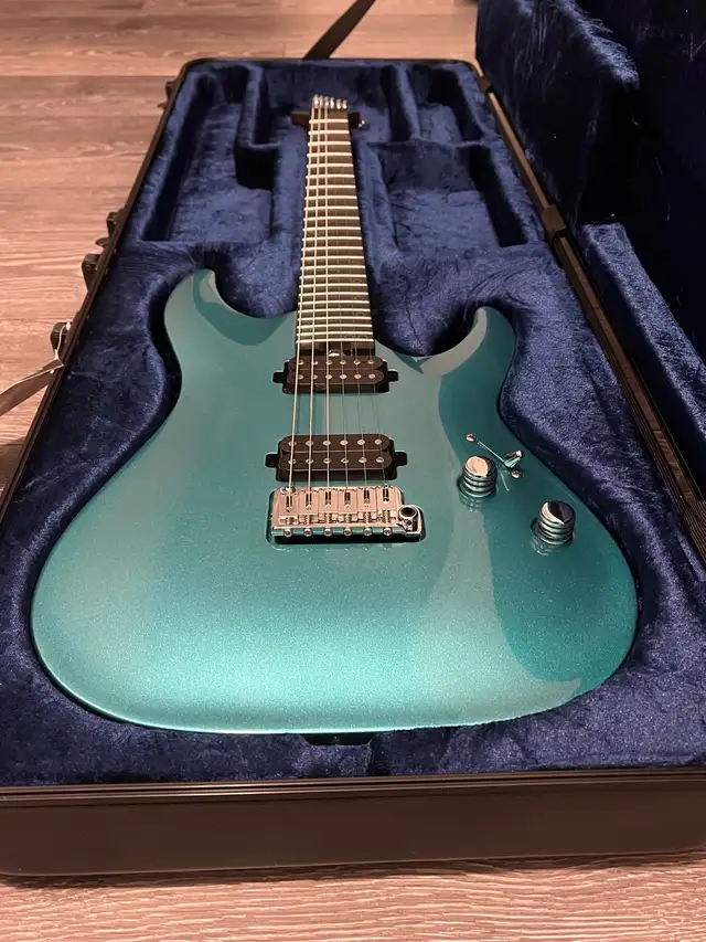 Schecter AM-6 (Aaron Marshall Signature Guitar) in Guitars in City of Toronto - Image 2