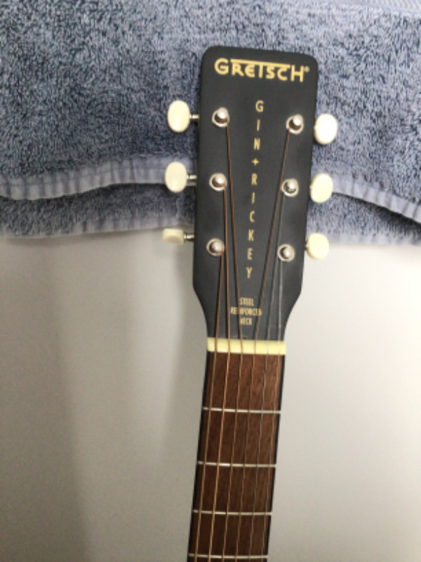 Acoustic electric 6 string parlour guitar in Guitars in Winnipeg - Image 3