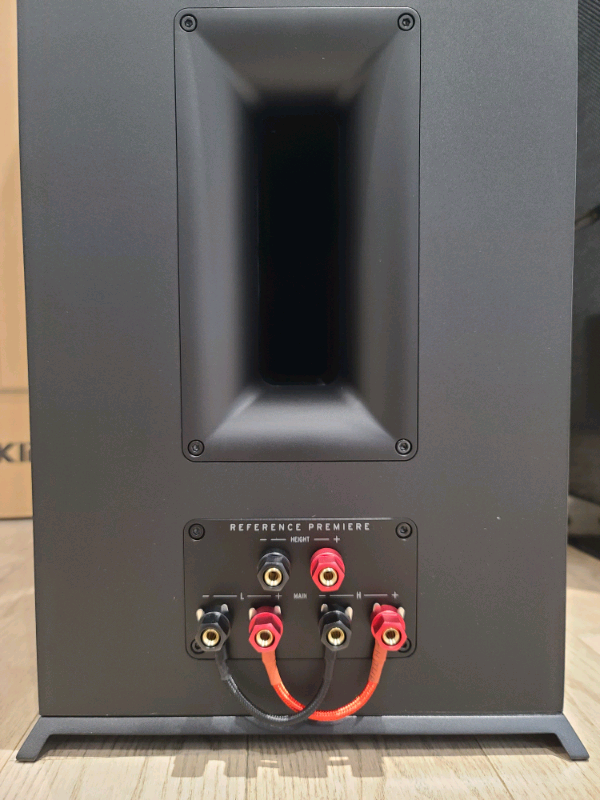 Klipsch rp-8000fii walnut floorstanding speakers rp-8000fwii in Speakers in Markham / York Region - Image 6