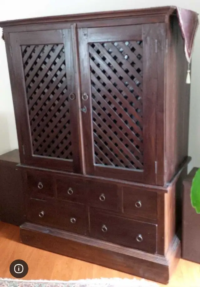 *REDUCED*Solid Teak Wood Hutch  Armoire/Cabinet – OBO in Dressers & Wardrobes in City of Toronto - Image 2