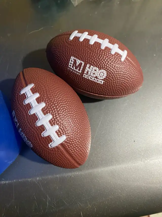 Children’s Toys (1 Truck + 2 Foam Footballs)  - $1 for ALL in Toys in Mississauga / Peel Region - Image 5