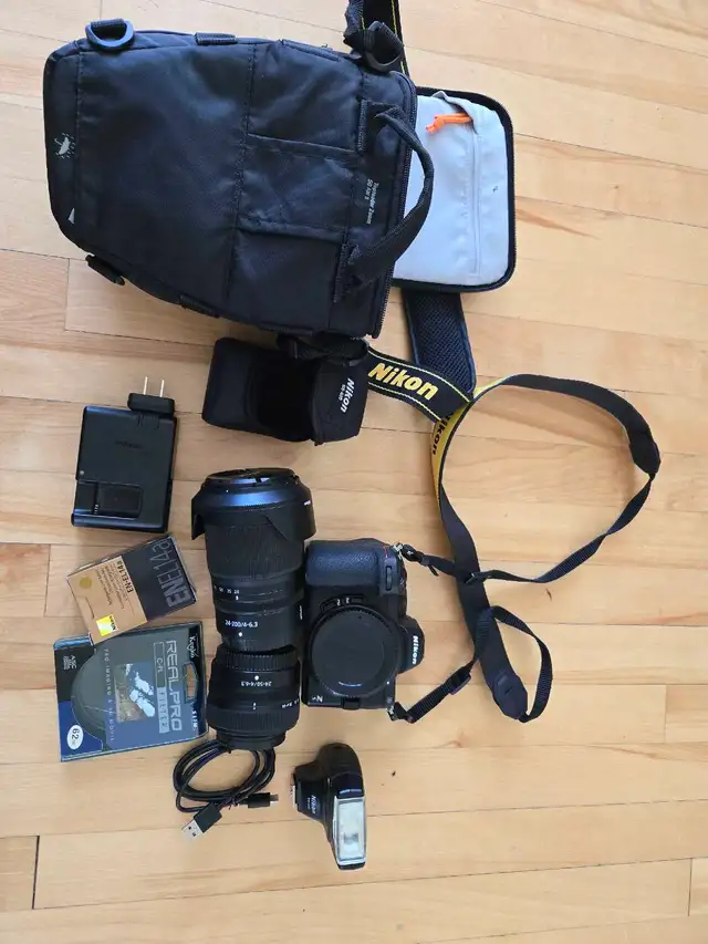 Nikon Z5 Mirrorless w/ NIKKOR Z  24-50 + 24-200mm  (S