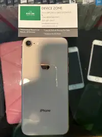 iPhone 8 *Mint Condition * 90 days warranty 