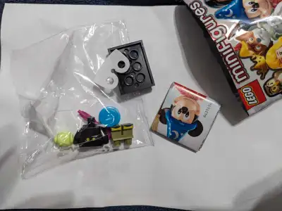 $6 - bag only opened to determine characters Jiminy Cricket Willing to swap/trade for Oswald the Luc...