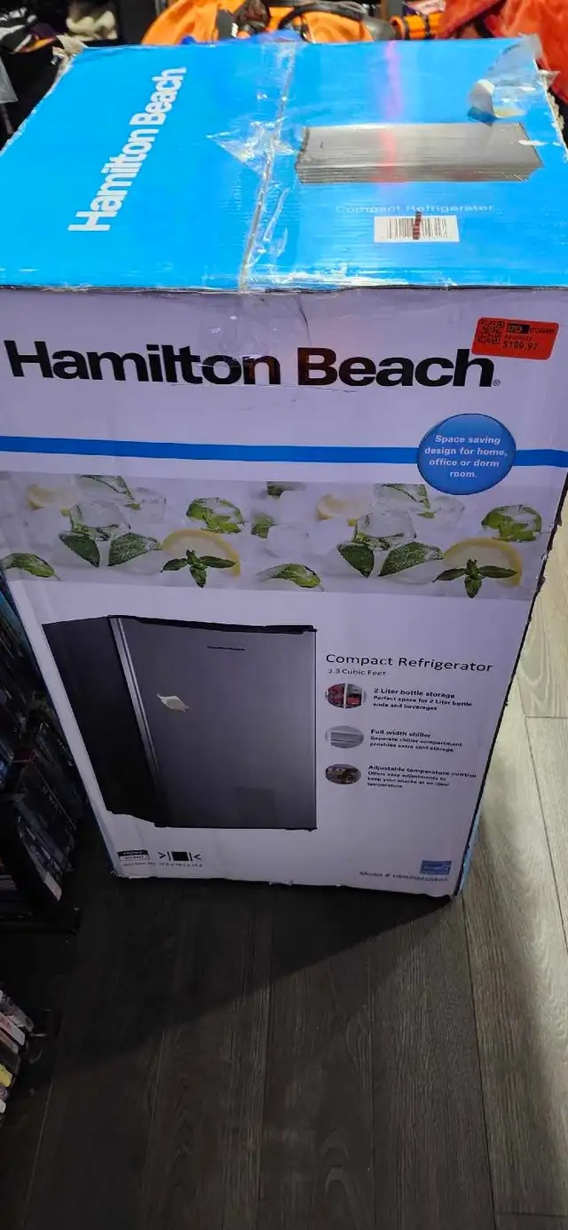 Hamilton Beach Stainless Steel 3.3 Cubic Feet mini fridge New in Refrigerators in Kitchener / Waterloo - Image 2