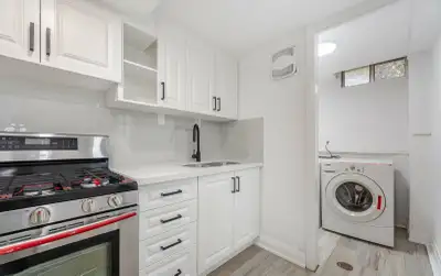 Renovated Bachelor basement in Oshawa with separate entrance include kitchen and washroom