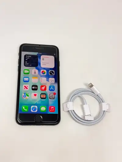 iPhone SE 3rd Gen. 64GB Unlocked Excellent, View more