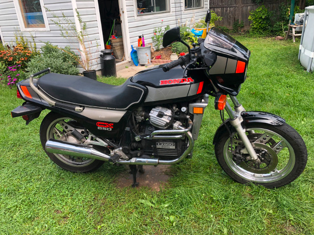 1983 CX650E in Sport Touring in Ottawa - Image 2