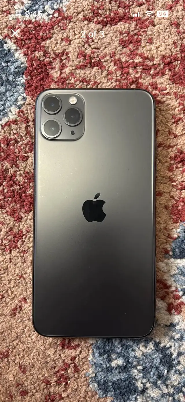 iPhone 11 Pro Max in Cell Phones in Markham / York Region - Image 3