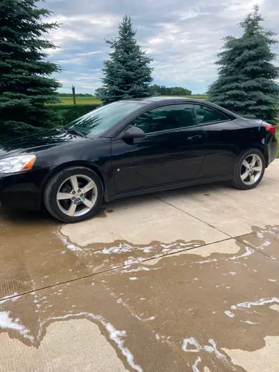 2006 G6 GTP V6 Pontiac hardtop convertible. Excellent condition. Always stored indoors for winter 92...