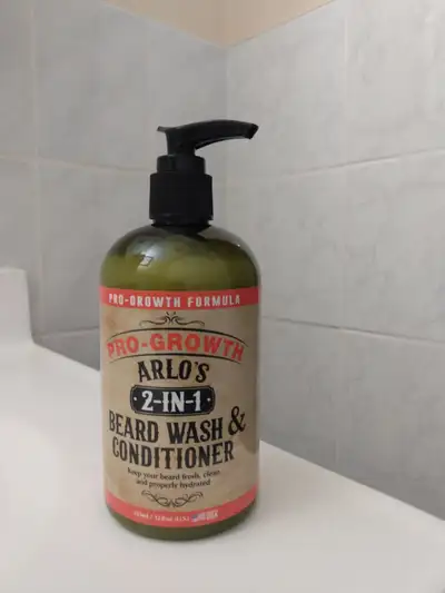 2 in 1 Arlo's men's beard wash and conditioner. 355ml bottle, 100% full. Pro growth formula. Price i...