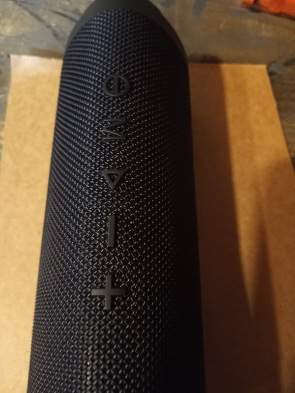 Vanzon Bluetooth Portable Speaker in Speakers in Annapolis Valley - Image 2