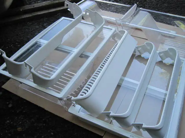 KENMORE (Sears) Refrigerator Parts - Divers Pieces Réfrigérateur in Refrigerators in City of Montréal - Image 6