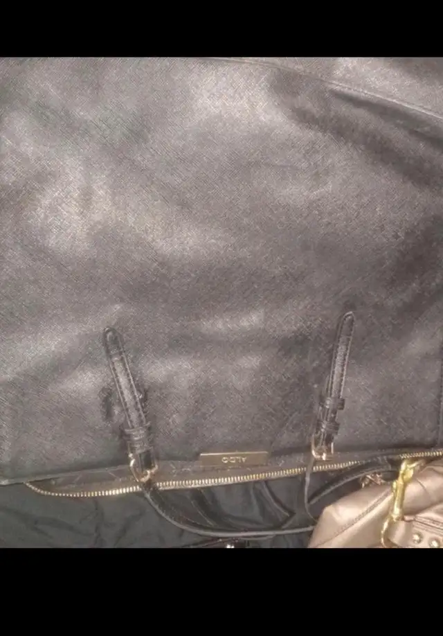 brand name purses  in Women's - Bags & Wallets in Oshawa / Durham Region - Image 2