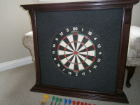 Windsor Dart Board, Mahogany Finish