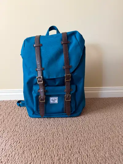 amazon jansport backpack medium SuperBreak Plus with Padded 15-inch Laptop Sleeve and Integrated Bottle Pocket - Spacious and Durable Daypack for Work and Travel - Navy Color:Black/Saddle Brown Greenland Top Khaki Dust Cotopaxi